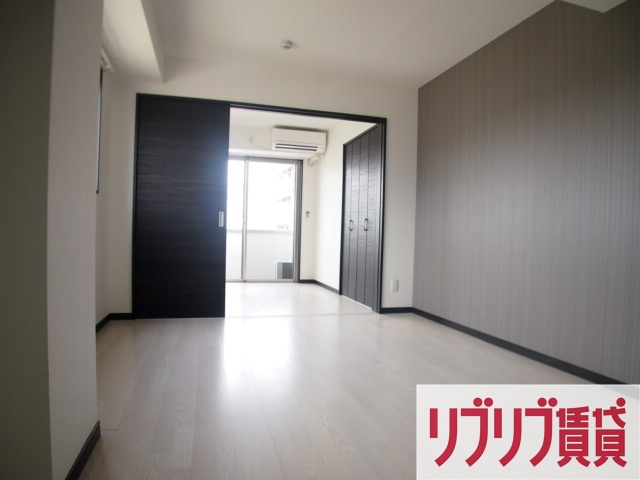 アンブラッセ要町の居間・リビング