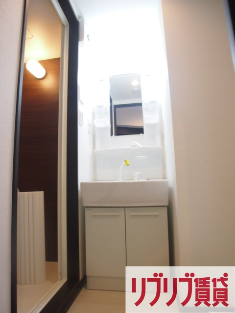 アンブラッセ要町の洗面所