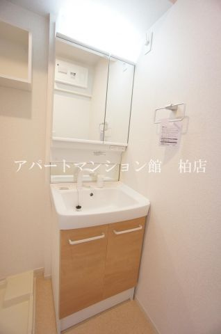 コンフォート．Ｔの独立洗面台