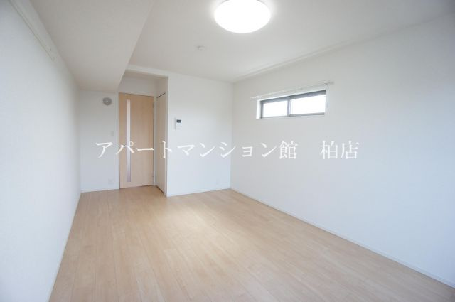 コンフォート．Ｔの寝室