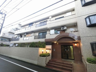 【外観】 | 最上階の南西角部屋につき、陽当り・通風良好です♪