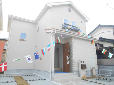 【外観】 | 鴻巣　生出塚　全2棟　1号棟　39坪　南欧風　ラスト1棟