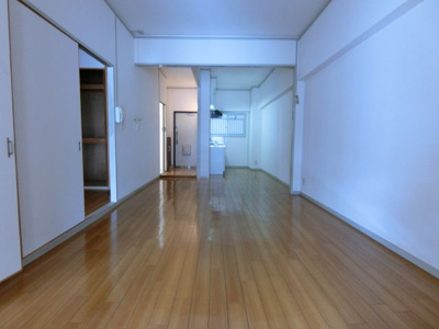 【居間・リビング】 | ローレルハイツ北天満2号棟