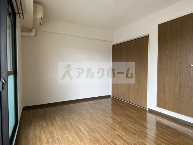 シャトーエマー寿の居間・リビング|シャトーエマー寿　居室スペース