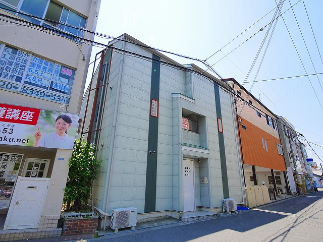 プレジールの外観