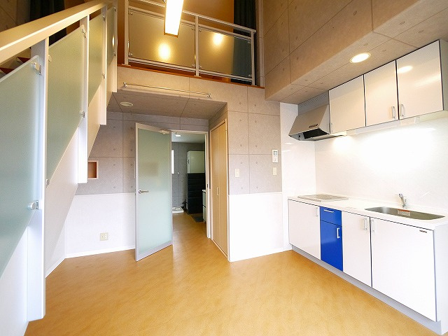 プレジールの居間・リビング