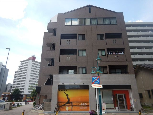 CASA NISHIKAWA(カーサニシカワ)の外観|CASA NISHIKAWA(カーサニシカワ)