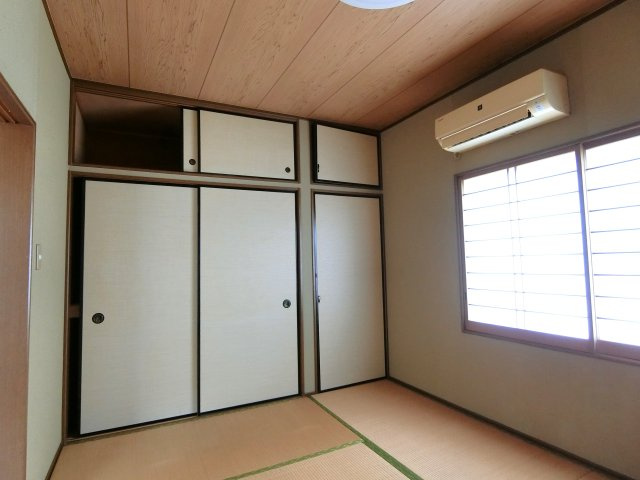 金中貸家の和室