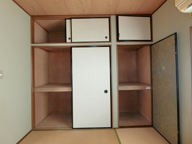 金中貸家の収納