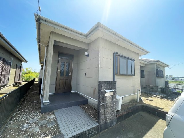 金中貸家の外観