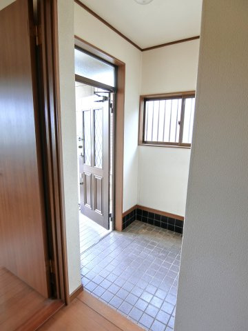 金中貸家の内装