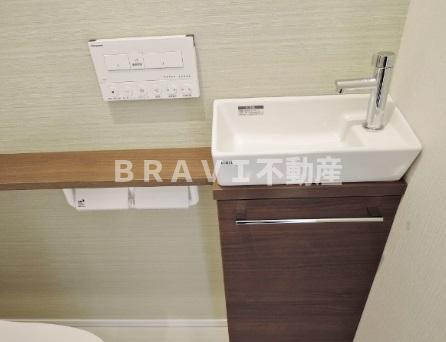 ガリレイ新町　BRAVI不動産のトイレ|【ガリレイ新町】コンパクトで使いやすいトイレです