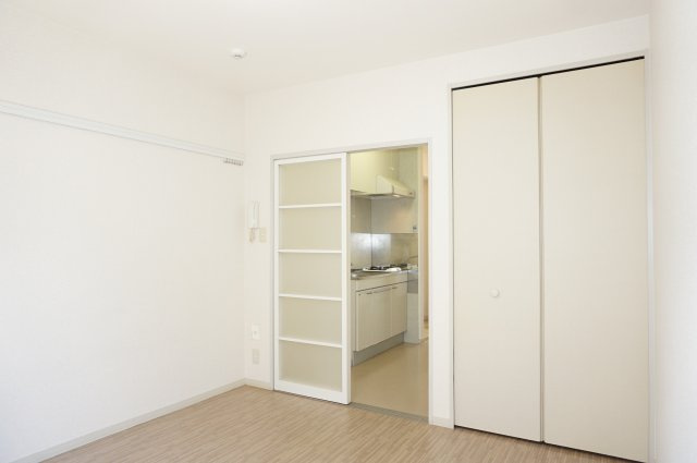 【洋室】 | ゆかりハイツA棟