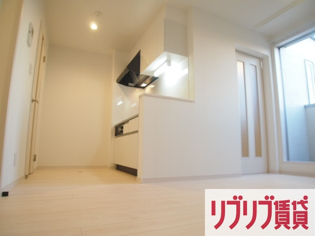 GRANDTIC CENTRAL CHIBA(グランティックセントラルチバ)の居間・リビング