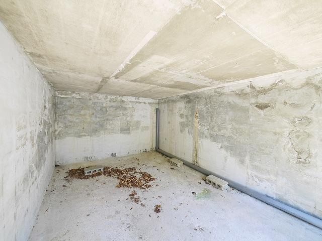 帝塚山南戸建の駐車場