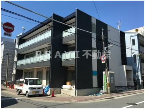 リブリ・アベリア　BRAVI不動産の外観|【リブリ・アベリア】落ち着いた雰囲気の外観です