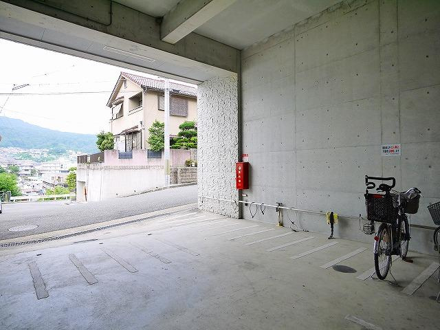 ふぁみ～ゆ生駒壱番館のその他共用部分|自転車置き場