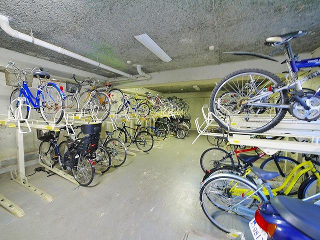 ライオンズマンション富雄Bのその他共用部分|駐輪場