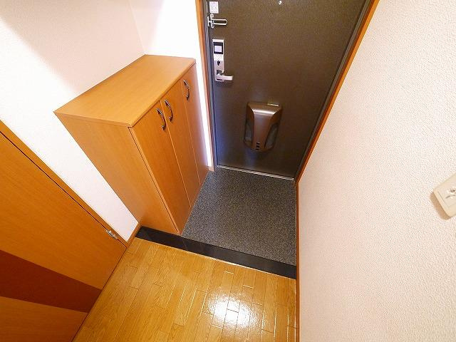 オーエム八千代北の玄関|カードキーで防犯面も安心