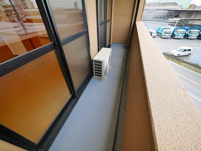 オーエム八千代北のバルコニー|広いのでお洗濯に困りません