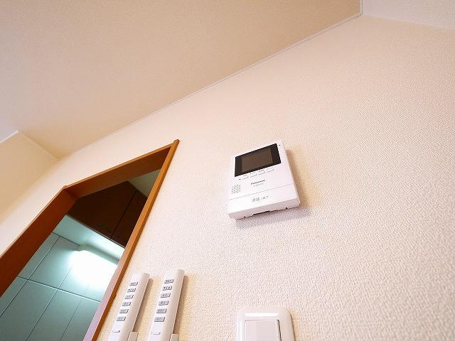 オーエム八千代北のセキュリティ|モニター付きインターホンです