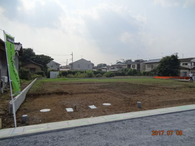 【前面道路含む現地写真】 | さいたま市緑区三室/大型分譲売地全6区画 | さいたま市緑区近辺での最新物件情報：大好評のあの物件「さいたま市緑区三室/大型分譲売地」。通勤や通学のときの道のりが楽になりやすい平坦地です。