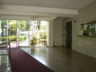 【エントランス】