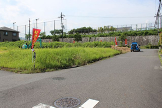 【前面道路含む現地写真】 | 東側前面道路