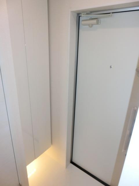 レヴィータ加島の玄関