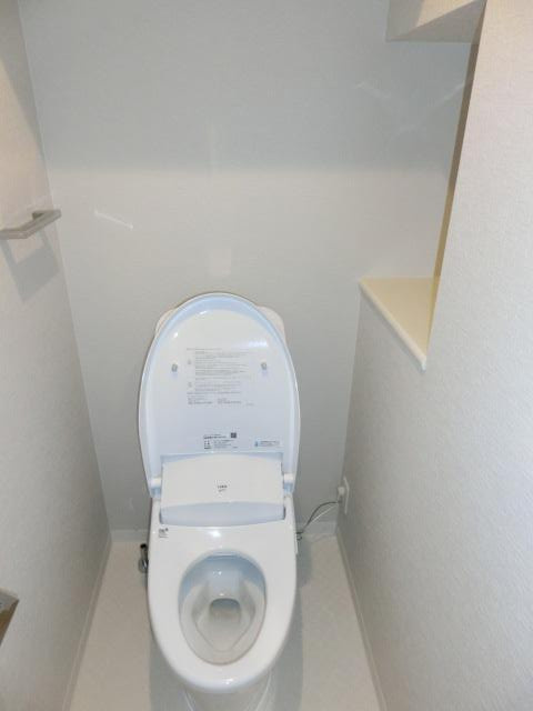 レヴィータ加島のトイレ|ウォシュレット