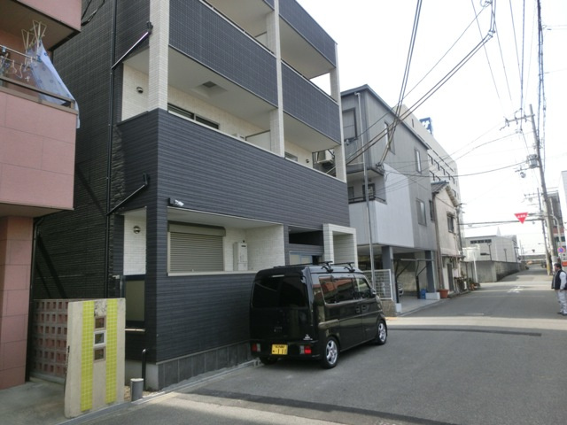 レヴィータ加島のエントランス