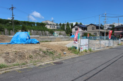 【外観】 | 大津市仰木の里東5丁目5　売土地 | 2017年9月撮影、5号地～8号地外観