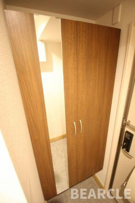 【玄関】 | レーヴスクエア | 落ち着いた玄関です