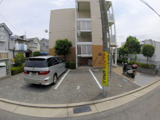 【駐車場】