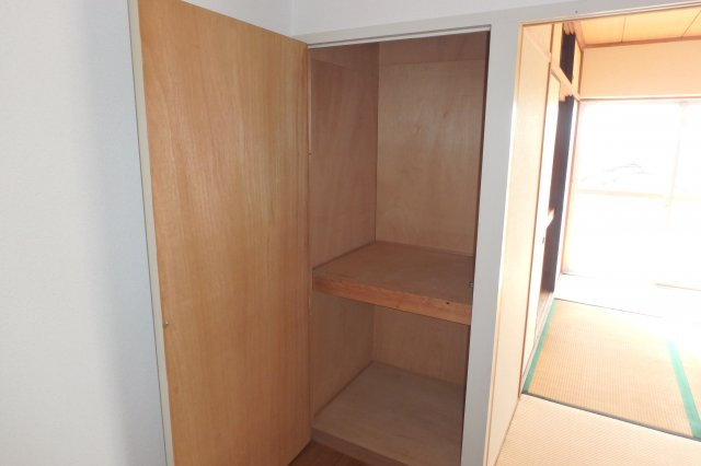 パインハイツの収納