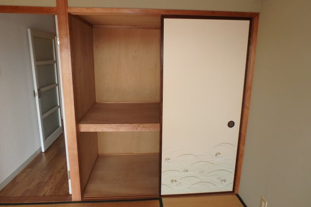 パインハイツの収納