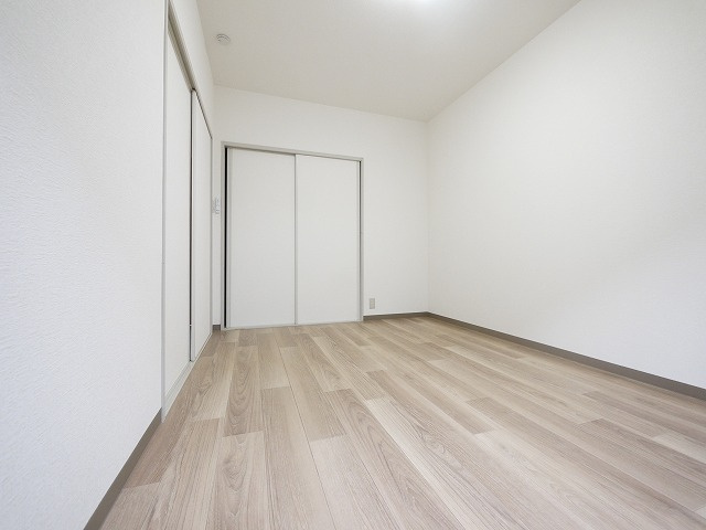 グランドゥールＢの洋室