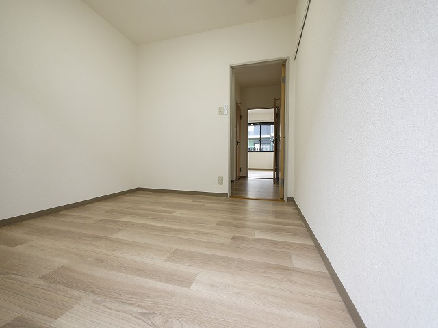 グランドゥールＢの洋室