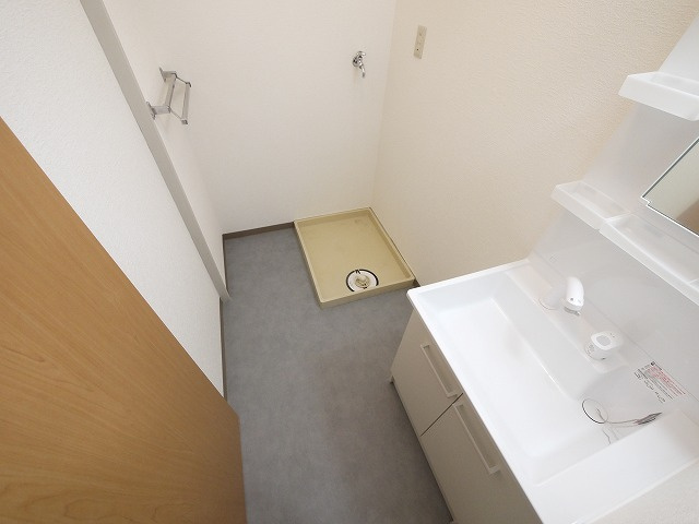 グランドゥールＢの洗面所