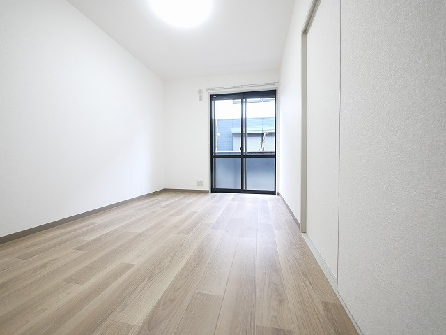 グランドゥールＢの洋室