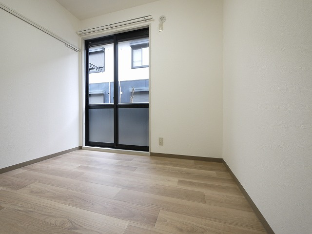 グランドゥールＢの洋室