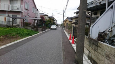 【前面道路含む現地写真】 | 千葉市若葉区小倉台1丁目 | 物件の前面道路２