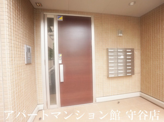 【エントランス】