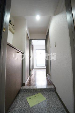 ライオンズマンション千葉県庁前の玄関