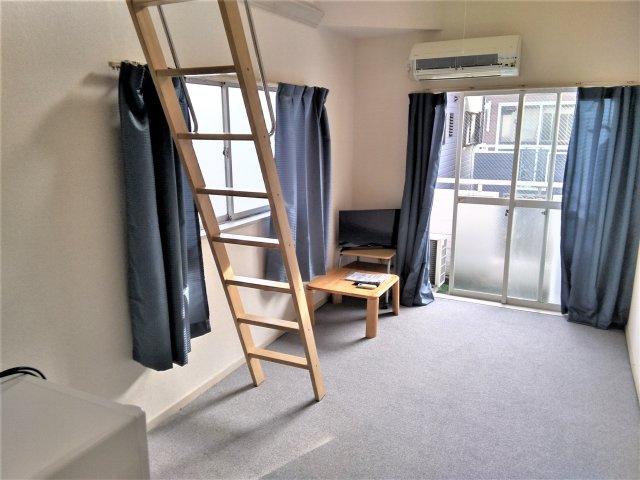 【居間・リビング】 | 西六郷 | 参考写真です。
家具家電が付いているお部屋と付いていないお部屋があります。