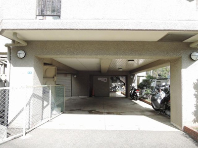 【その他共用部分】 | セザール富岡 | バイク置場