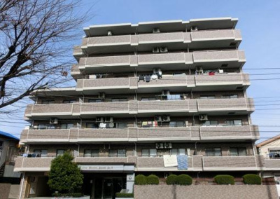 【外観】 | ライオンズマンション日吉第５ | 家事動線を考えたL字型のシステムキッチン・雨の日でも安心の浴室乾燥機付！