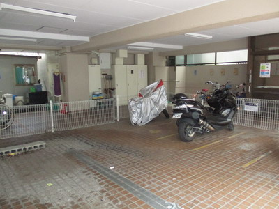 【駐車場】 | シャンブル牛込