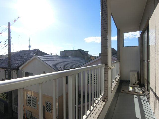 レジデンツア元住吉のバルコニー
