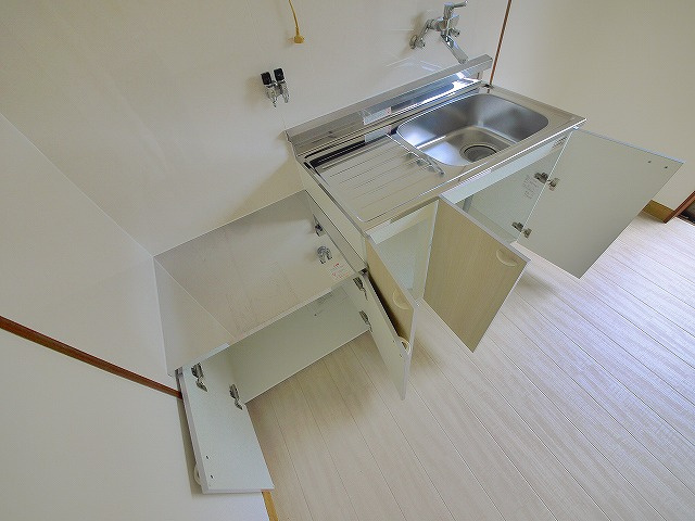 大西一戸建（598）のキッチン